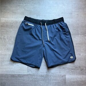 Vuori Men’s Banks Short Size L Dark Blue Black Drawstring Elastic Waist V330